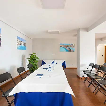 Globales Acuario Hotel 2*