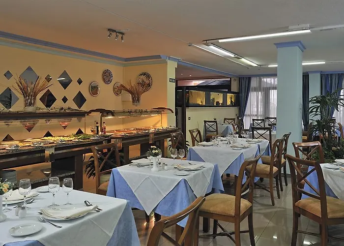 מלון Globales Acuario 2*